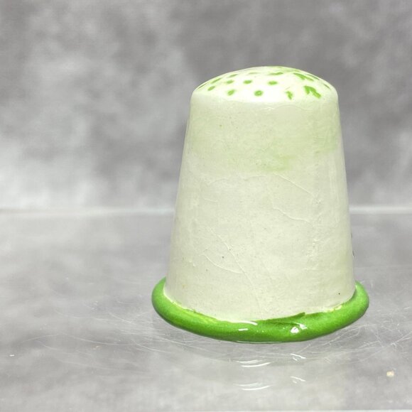 Hand-Painted Wooden Thimble With Green Christmas Tree Design & Polka Dot Top - Picture 5 of 9